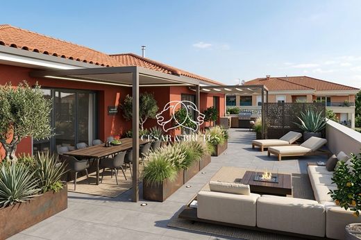 Apartment in Meyzieu, Rhône