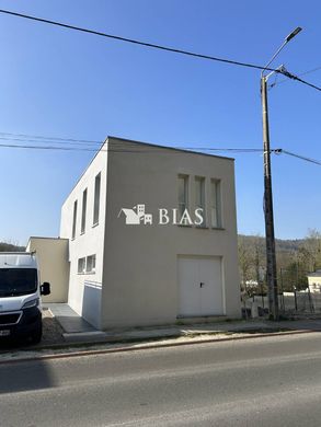 Bureau à Le Houlme, Seine-Maritime