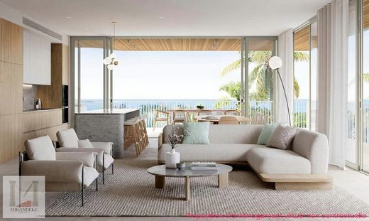 Apartment / Etagenwohnung in Nizza, Alpes-Maritimes