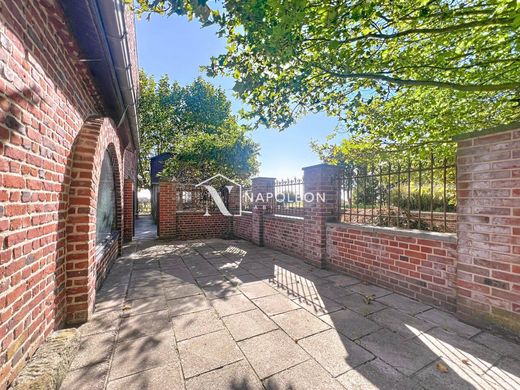 Casa di lusso a Bachy, North