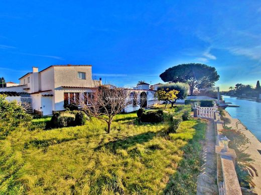 Luksusowy dom w Castelló d'Empúries, Província de Girona