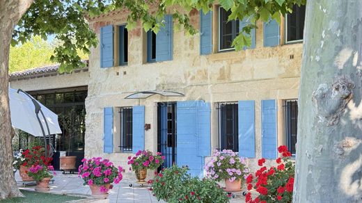 Luxury home in Arles, Bouches-du-Rhône