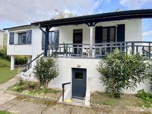 Luxury home in La Celle-Saint-Cloud, Yvelines