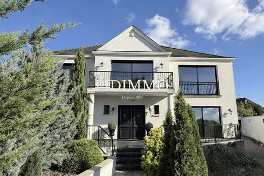 Luxury home in Chennevières-sur-Marne, Val-de-Marne