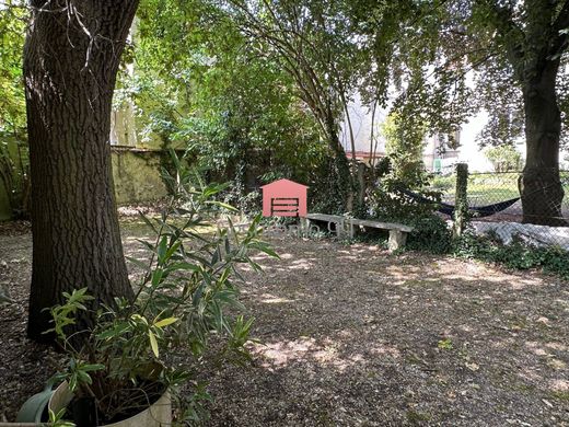 Apartment in Fontenay-sous-Bois, Val-de-Marne