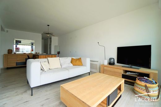 Apartment / Etagenwohnung in Le Grau-du-Roi, Gard