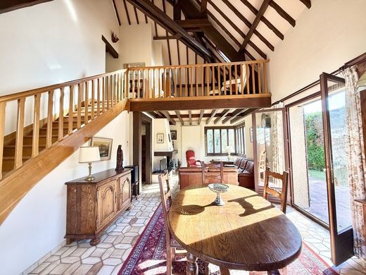 Luxury home in Clamart, Hauts-de-Seine