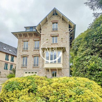 豪宅  Bagnoles-de-l'Orne, Orne