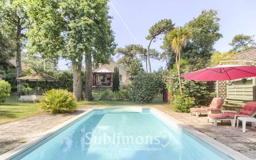 Luxe woning in Saint-Brevin-les-Pins, Loire-Atlantique