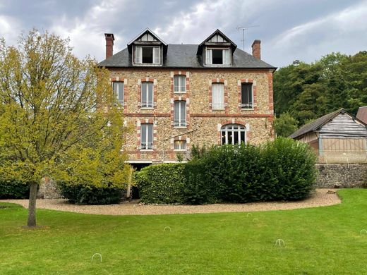 Maison de luxe à Bernay, Eure