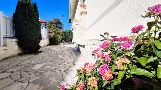 Πολυτελή κατοικία σε Biarritz, Pyrénées-Atlantiques