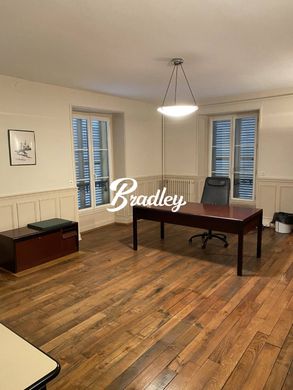 Büro in Senlis, Oise