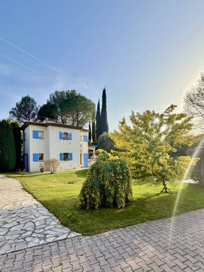 Casa de lujo en Auribeau-sur-Siagne, Alpes Marítimos