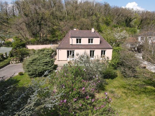 Luxury home in Saint-Priest, Rhône