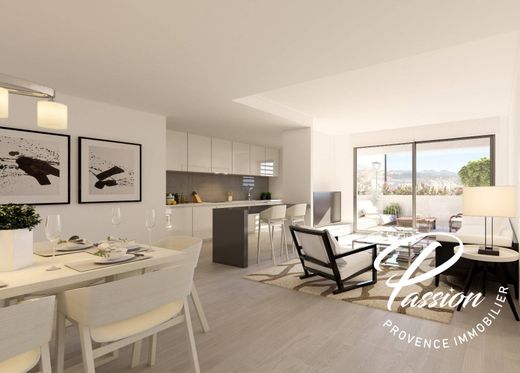 Apartment in Saint-Rémy-de-Provence, Bouches-du-Rhône