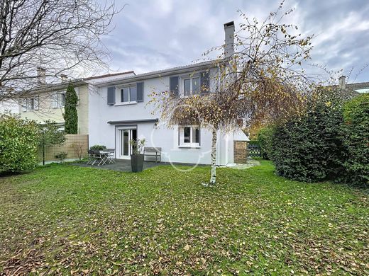 Πολυτελή κατοικία σε Mareil-sur-Mauldre, Yvelines