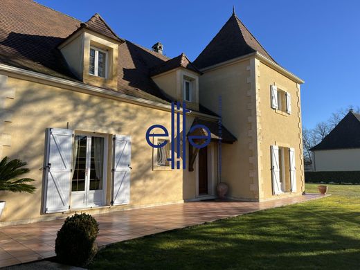 Luxury home in Boulazac, Dordogne