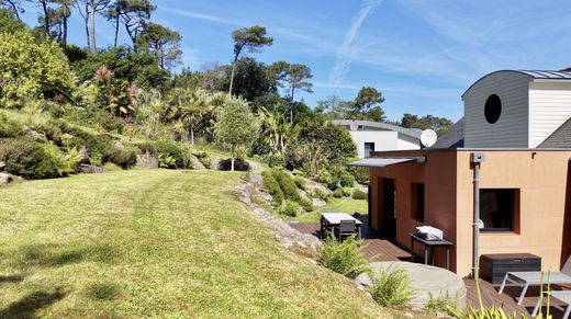Luxury home in Douarnenez, Finistère