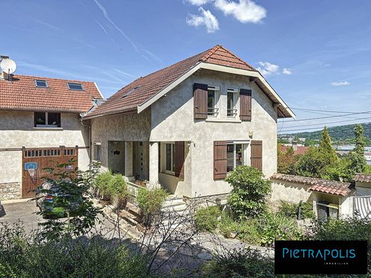 Maison de luxe à Brignais, Rhône