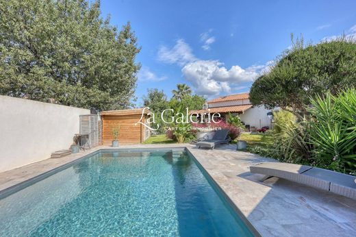 Luxus-Haus in La Farlède, Var