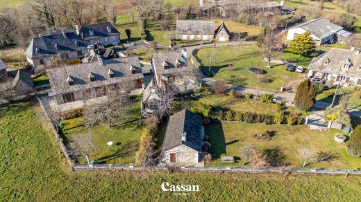 Luxe woning in Arnac, Cantal