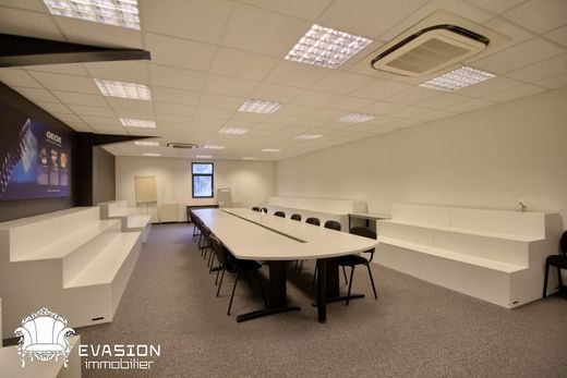 Oficina en Sallanches, Alta Saboya