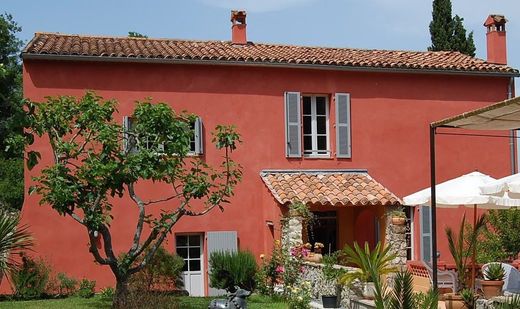 Luxus-Haus in Chaville, Hauts-de-Seine
