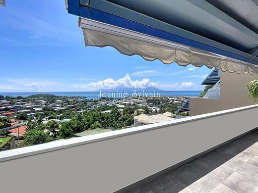 Apartment in Faa'a, Îles du Vent