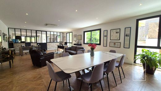 Edificio en Vougeot, Cote D'Or