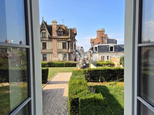 Квартира, Трувиль-Сюр-Мер, Calvados