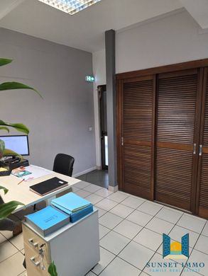 Office in Papeete, Îles du Vent