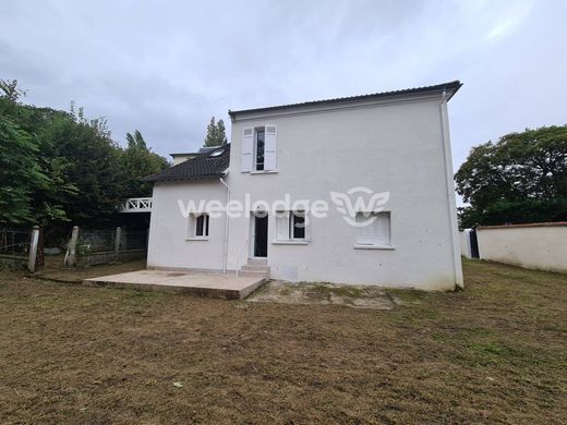 Luxus-Haus in Saint-Prix, Val d'Oise