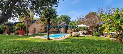 Luxus-Haus in Castelnau-d'Estrétefonds, Haute-Garonne