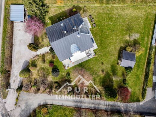 منزل ﻓﻲ Pers-Jussy, Haute-Savoie