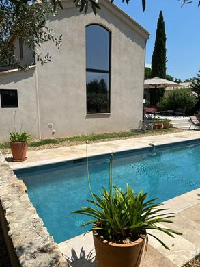 Maison de luxe à Lourmarin, Vaucluse