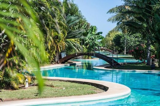 Apartment / Etagenwohnung in Punaauia, Îles du Vent