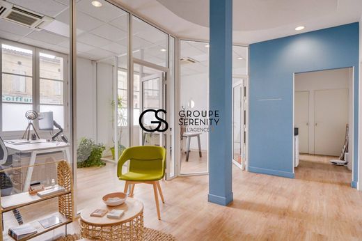 Office in Libourne, Gironde