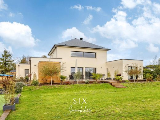 Casa di lusso a Saint-Sylvain, Calvados