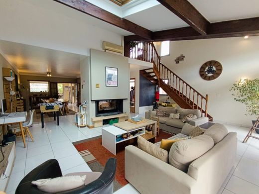 Luxury home in Floirac (Gironde), Gironde