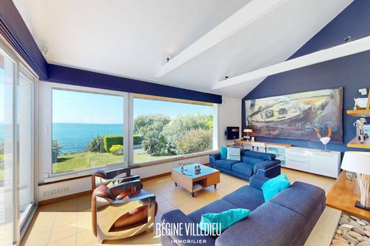 Luxus-Haus in Fermanville, Manche