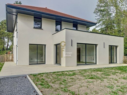 Luxury home in Cucq, Pas-de-Calais