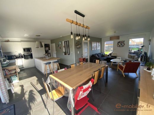 Maison de luxe à Mérignies, Nord