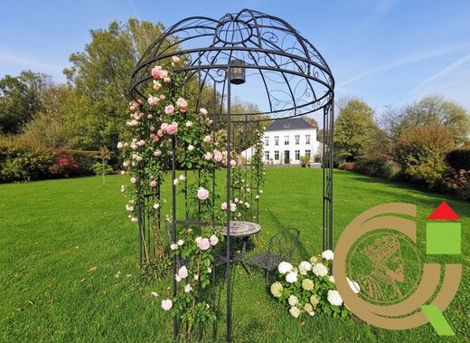 Luxury home in Bergueneuse, Pas-de-Calais