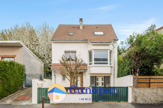Luxus-Haus in Cachan, Val-de-Marne
