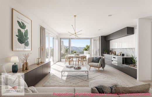 Apartment / Etagenwohnung in Saint-Laurent-du-Var, Alpes-Maritimes