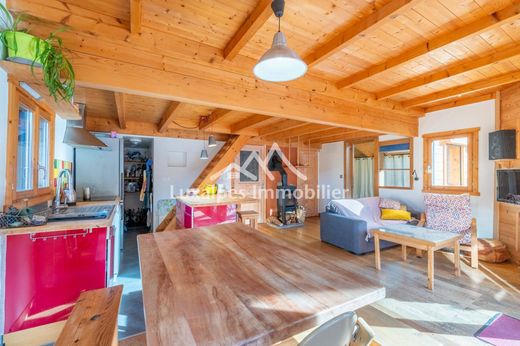 Manigod, Haute-Savoieの高級住宅