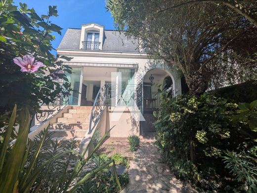 호화 저택 / Soisy-sous-Montmorency, Val d'Oise