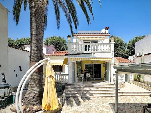 Casa di lusso a Castelló d'Empúries, Girona