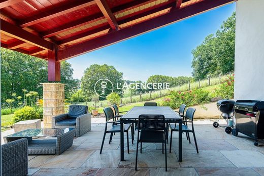 Casa de lujo en Ezpeleta, Pirineos Atlánticos