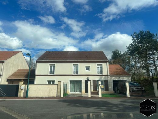 Casa de lujo en Bailly-Romainvilliers, Sena y Marne